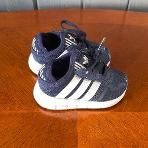 Like new toddler Adidas